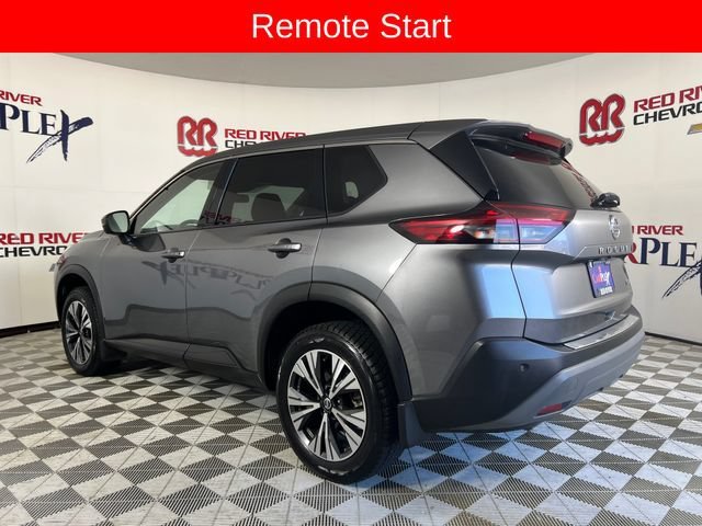 Used 2021 Gray Nissan SV image 6