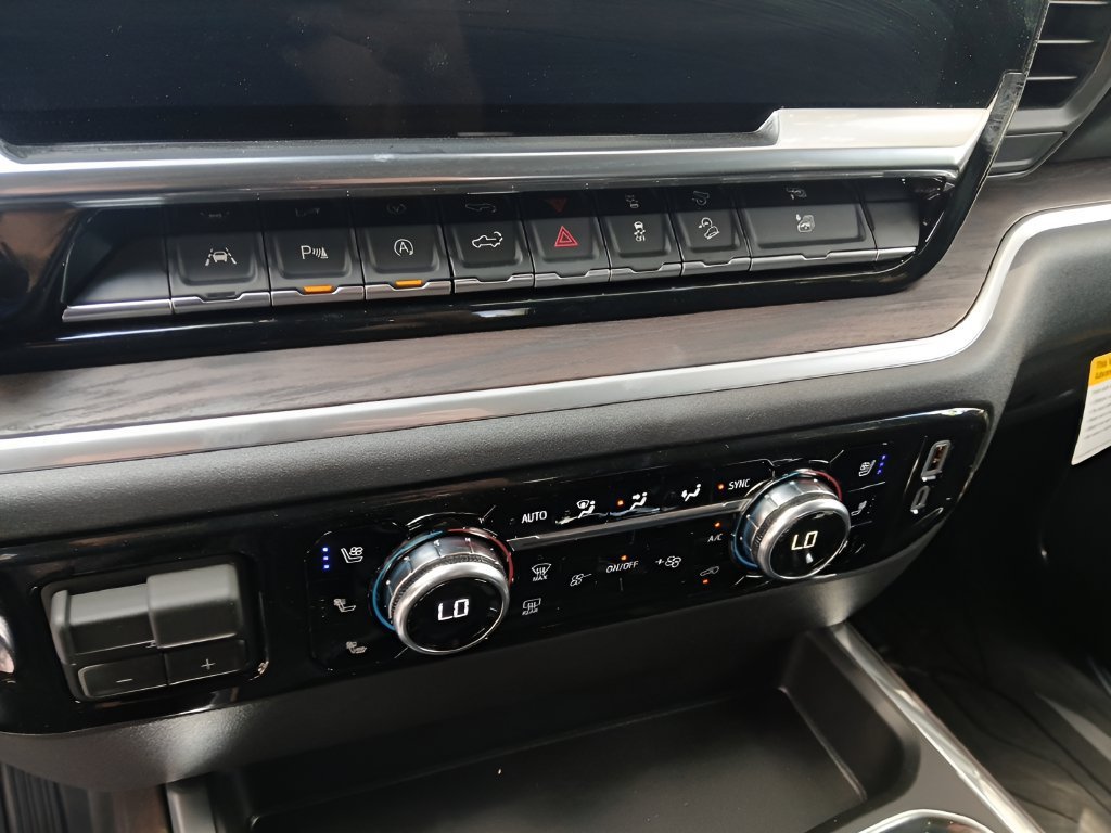 2026 GMC Sierra 1500 SLT - Photo 16