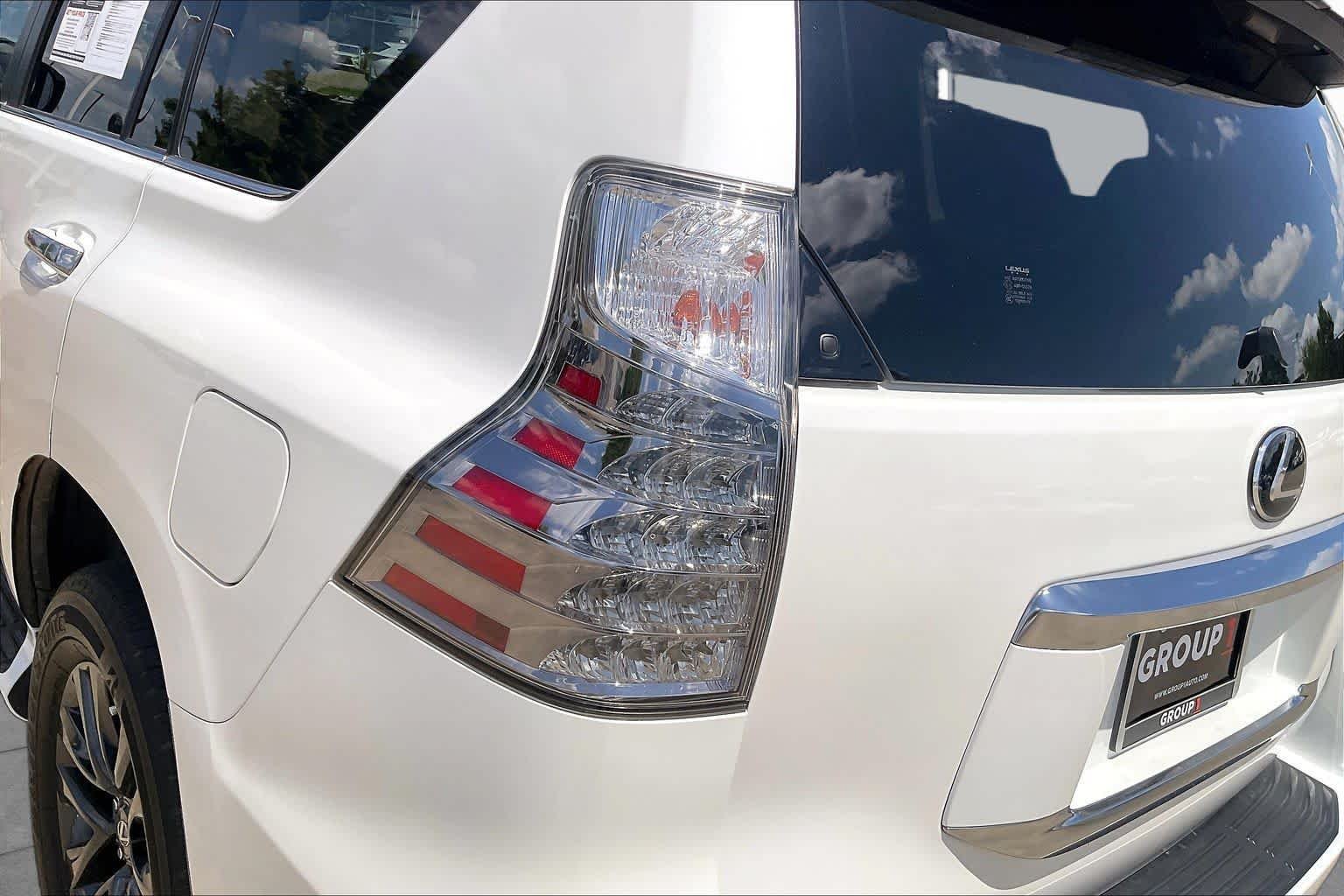 Used 2021 Starfire Pearl Lexus Premium image 26