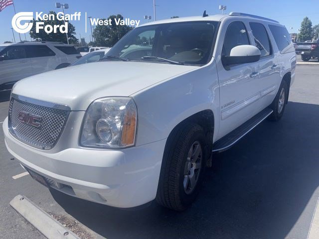 2007 GMC Yukon Denali's photo