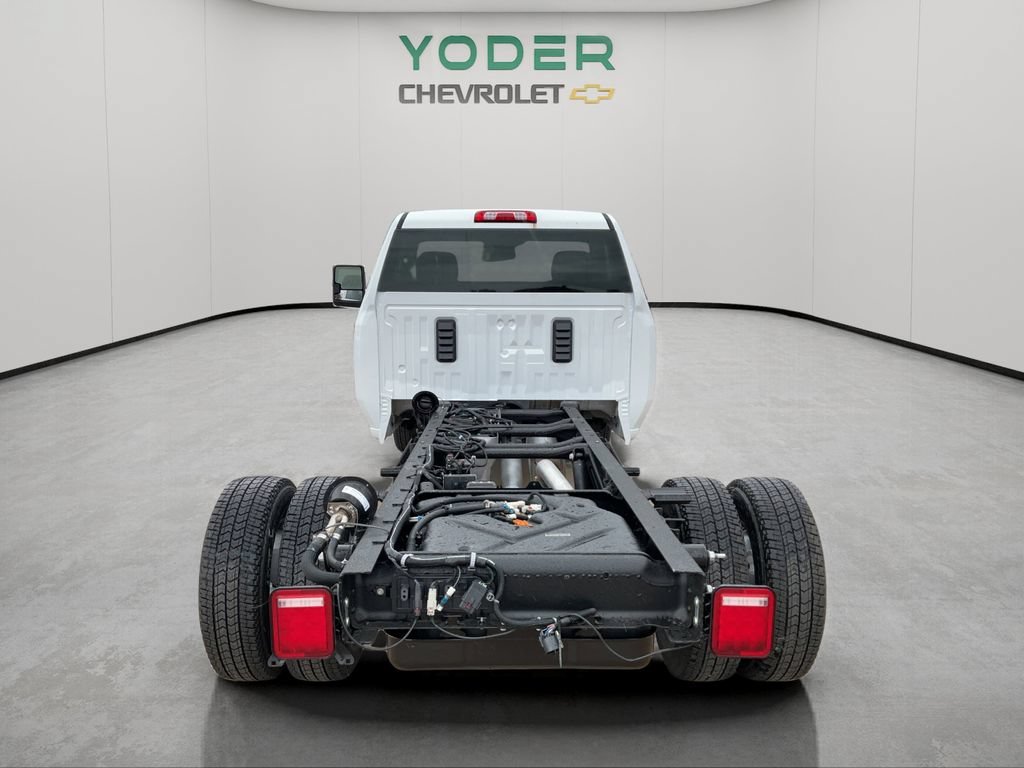 New 2026 Summit White Chevrolet Work Truck image 46