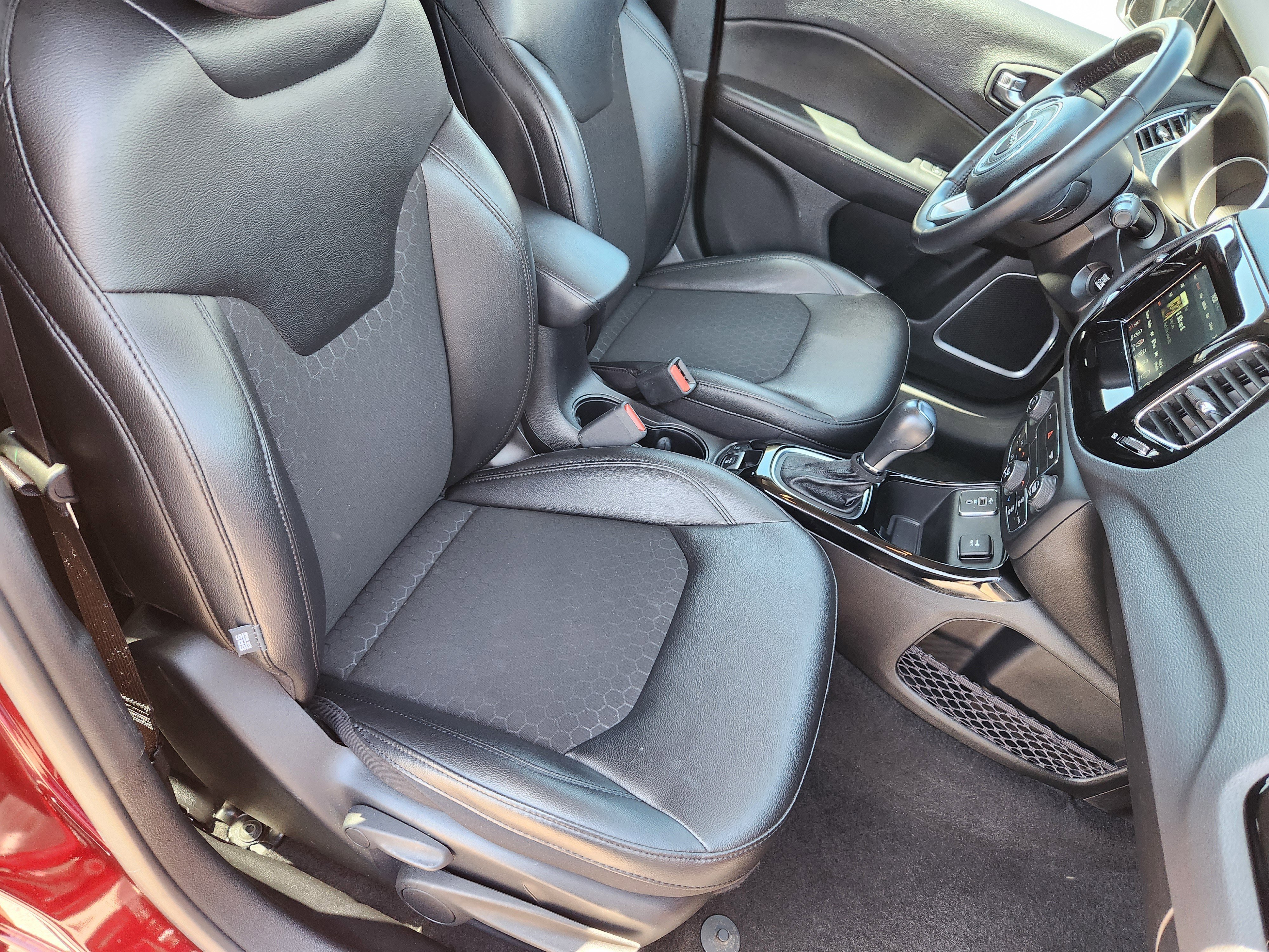 Used 2021 Red Jeep Latitude image 11