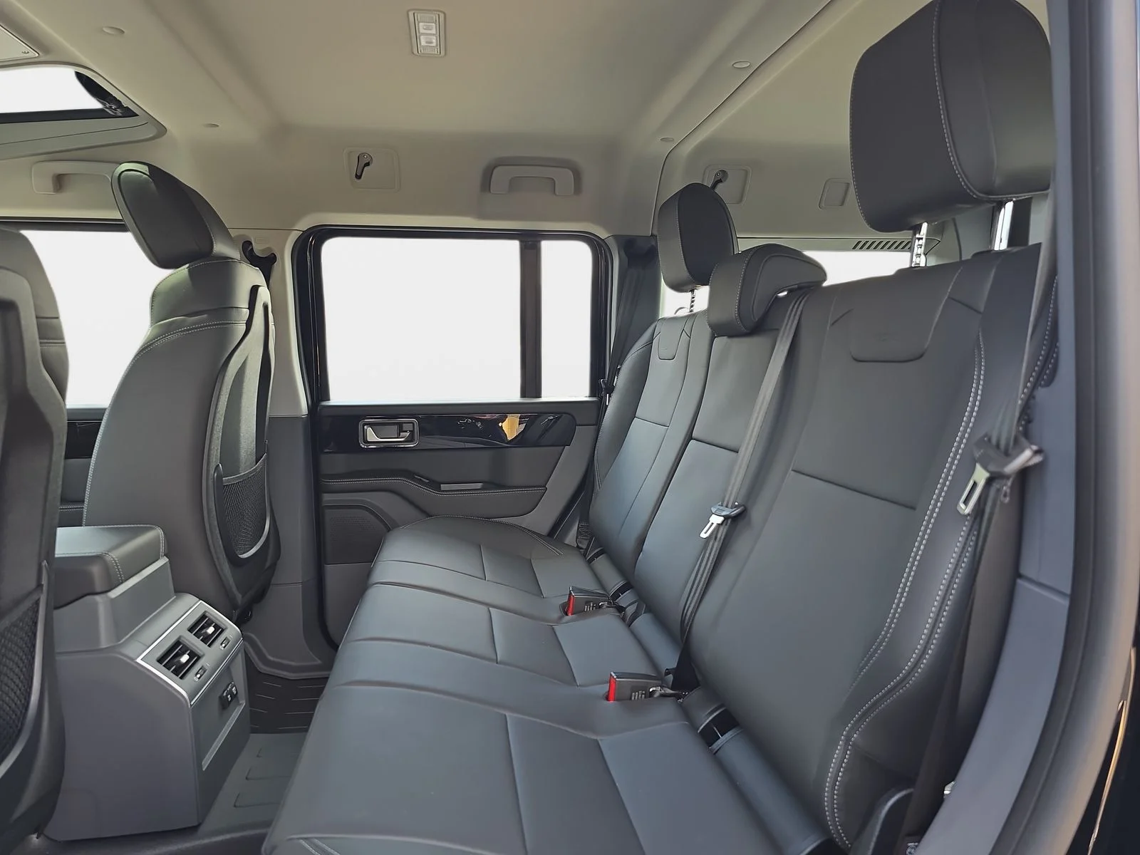 New 2026 Black INEOS Fieldmaster Edition image 14