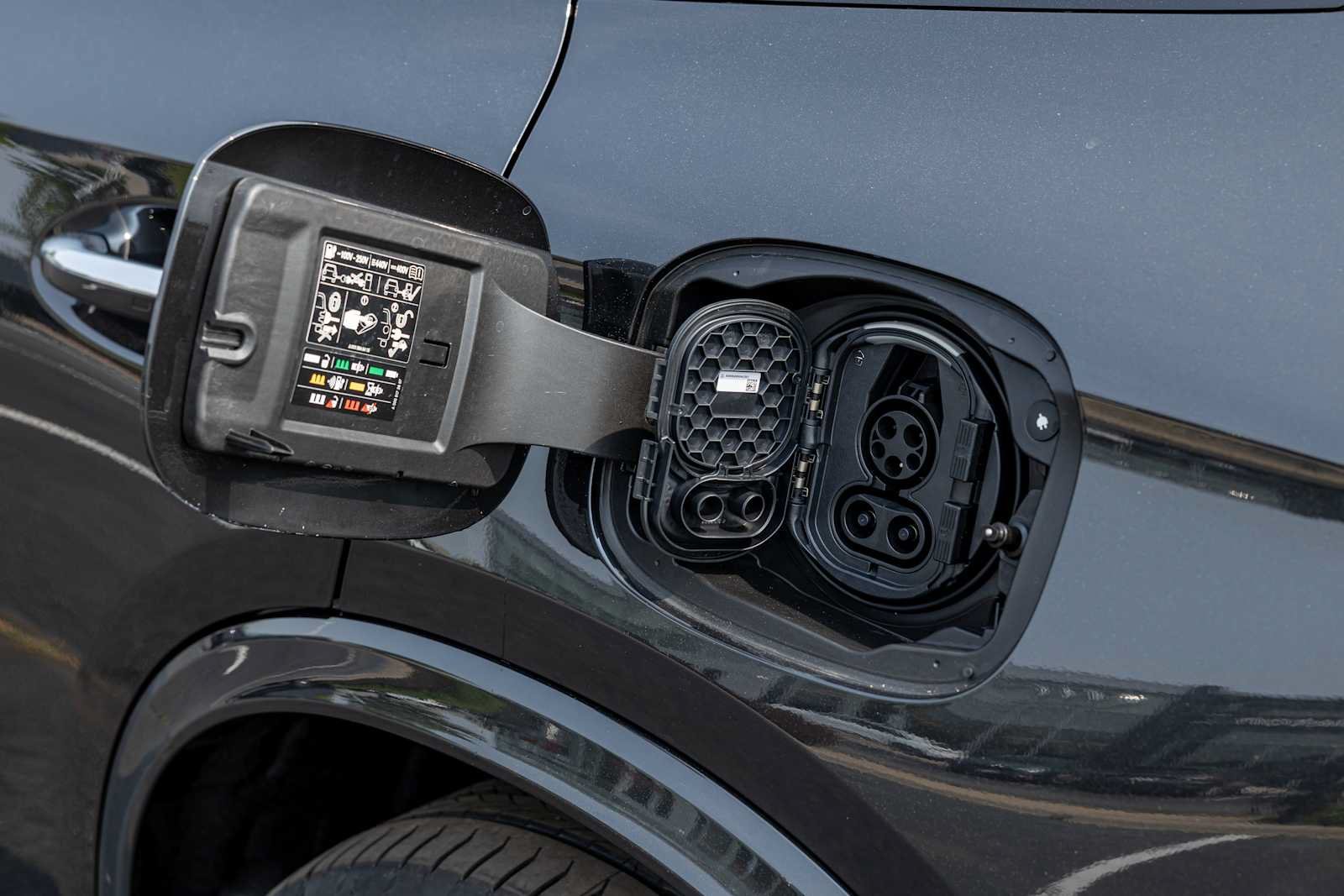 2025 Mercedes-Benz GLC Base - Photo 49