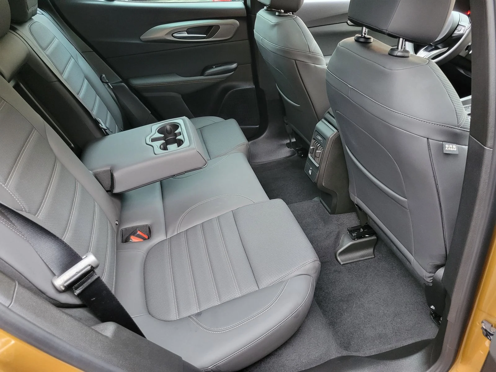 Used 2026 Yellow Alfa Romeo Base image 19