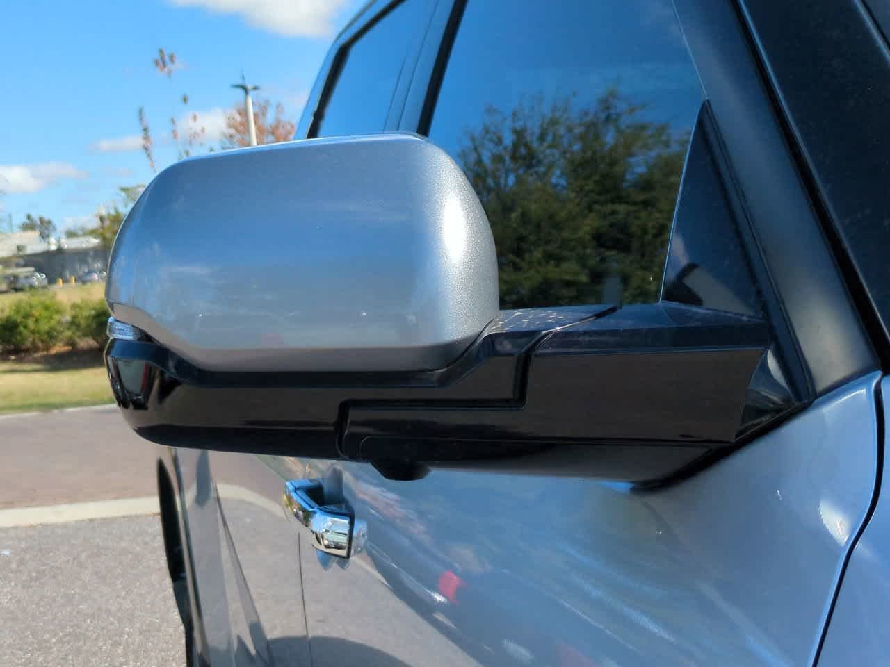 2026 Toyota Tundra Limited - Photo 12