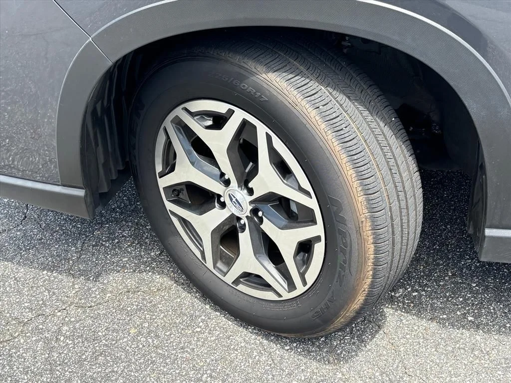 Used 2023 Gray Subaru Premium image 27