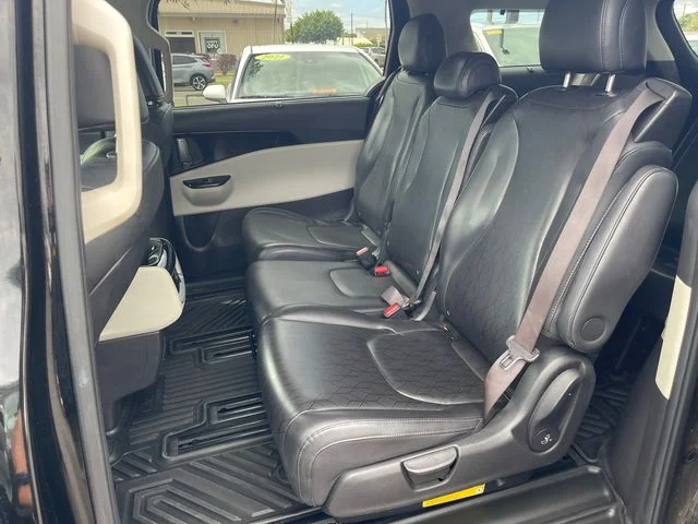 Used 2022 Black Kia EX image 12