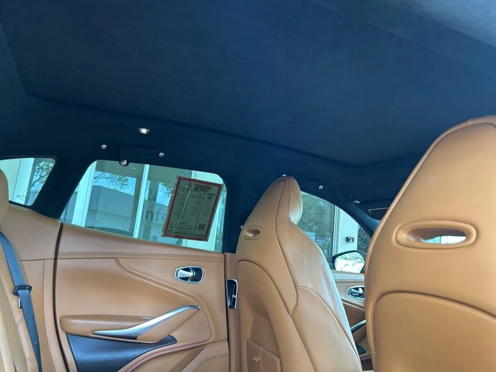 Used 2023 Black Aston Martin Base image 32