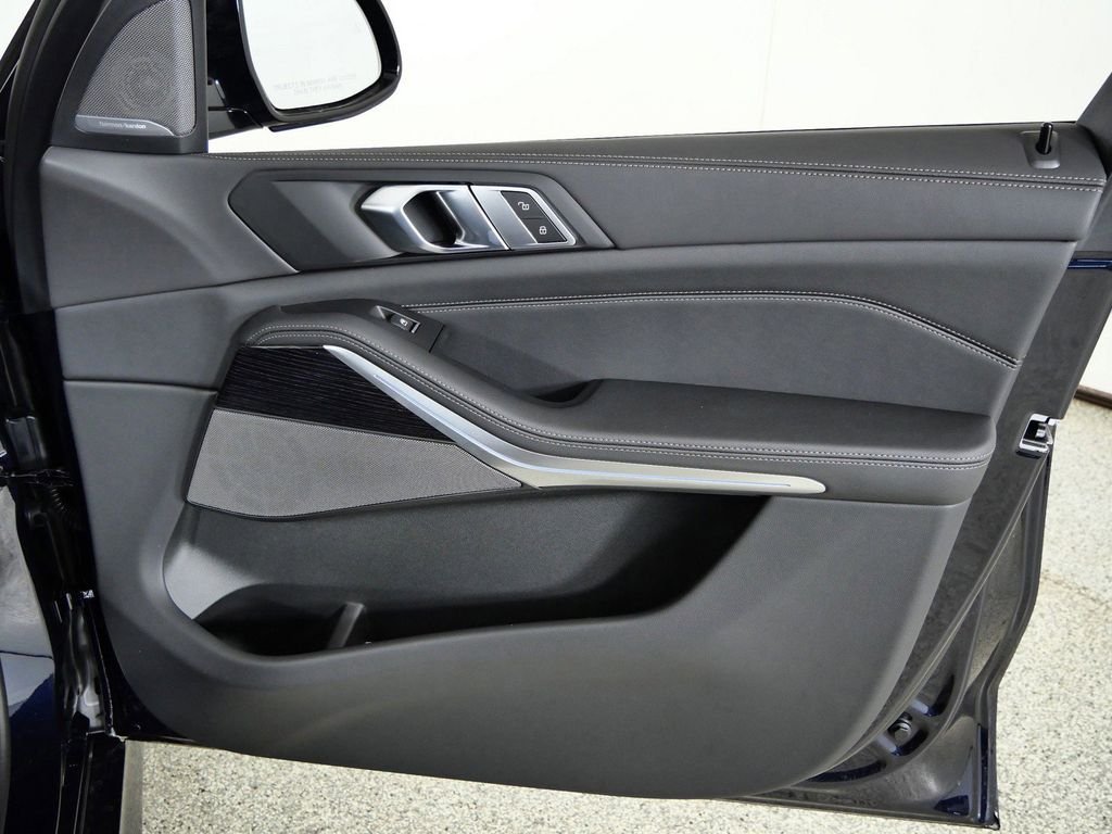Used 2026 Carbon Black Metallic BMW xDrive50e image 20