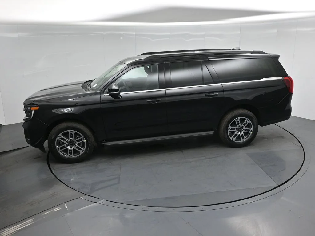New 2026 Agate Black Metallic Ford Active image 40