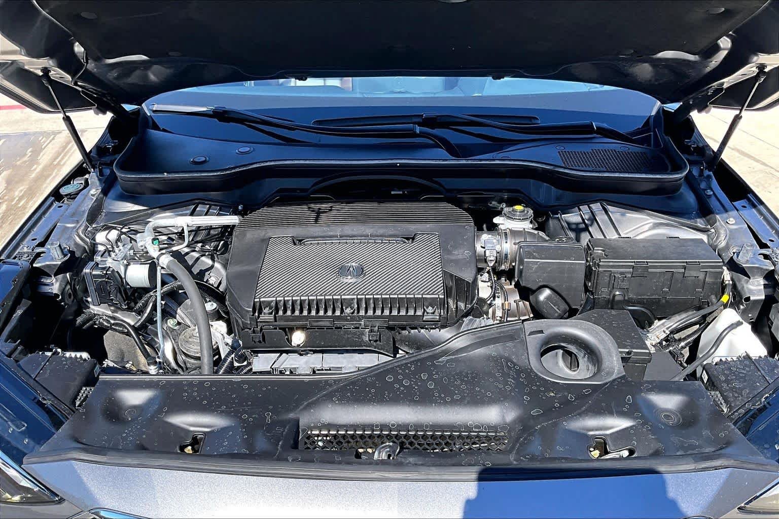 Used 2024 Liquid Carbon Metallic Acura w/Technology Package image 29