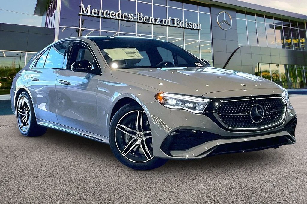 2026 Mercedes-Benz E-Class E450 4MATIC's photo