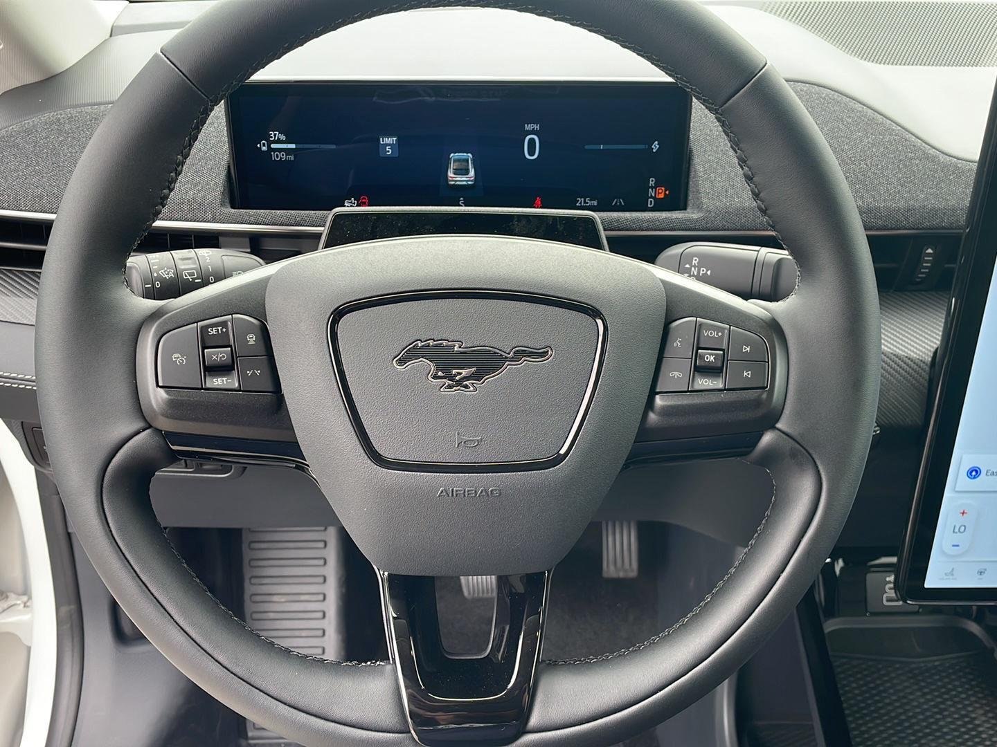 New 2026 Star White Metallic Tri-Coat Ford Premium image 13
