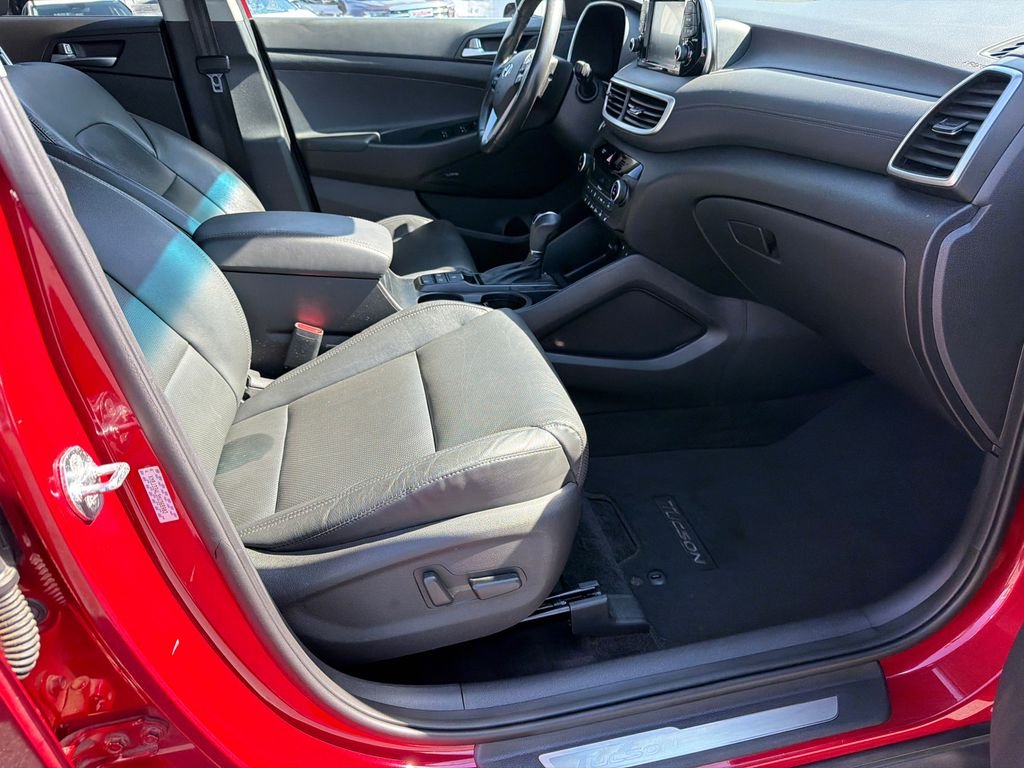 Used 2021 Red Hyundai Limited image 13