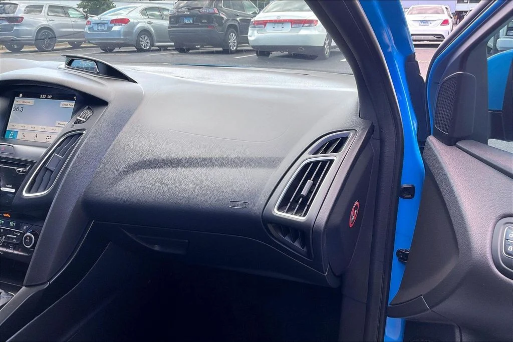 Used 2016 Blue Ford RS image 16