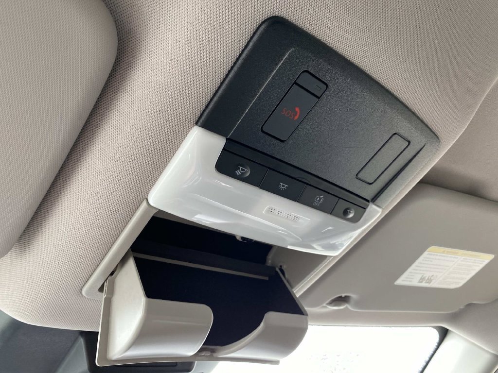 2024 Nissan Rogue SV - Photo 28