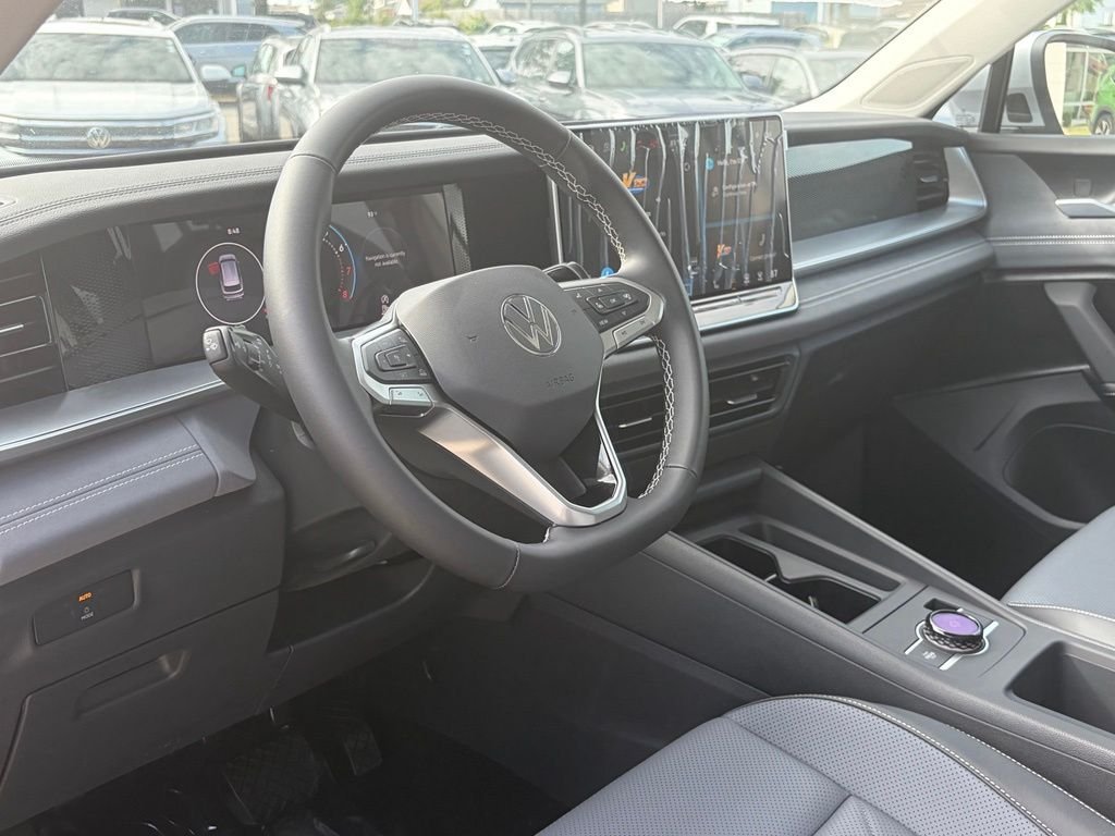 New 2026 Pyrite Silver Metallic Volkswagen 2.0T SE image 12