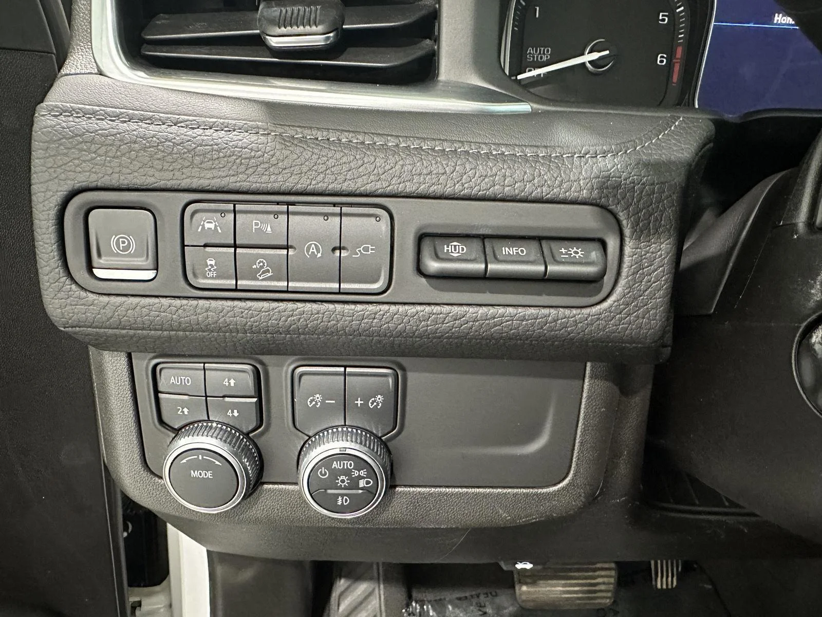 Used 2021 Summit White GMC Denali image 16