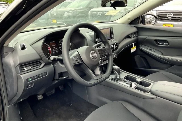 2025 Nissan Sentra S - Photo 7