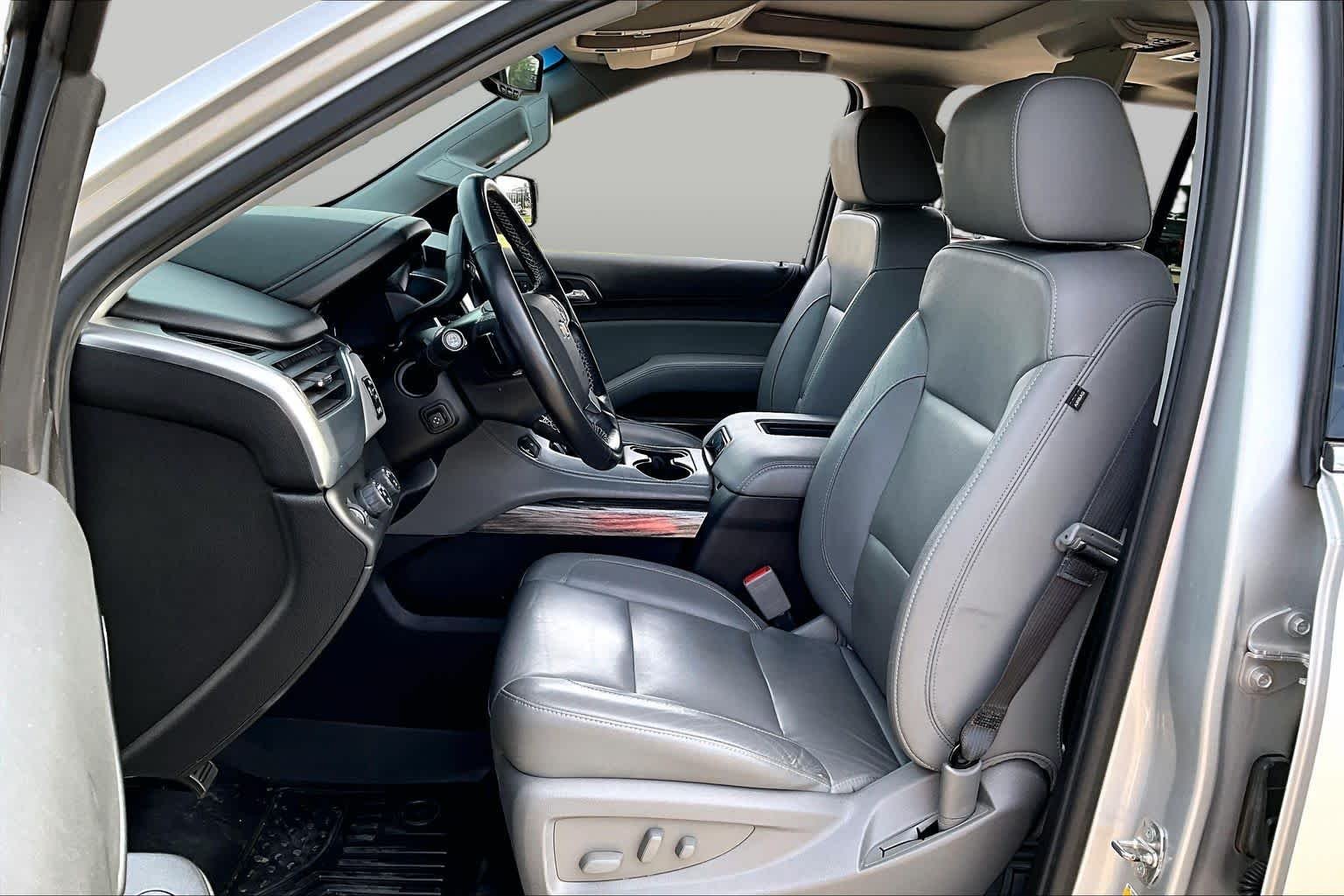 Used 2019 Silver Ice Metallic Chevrolet LT image 8