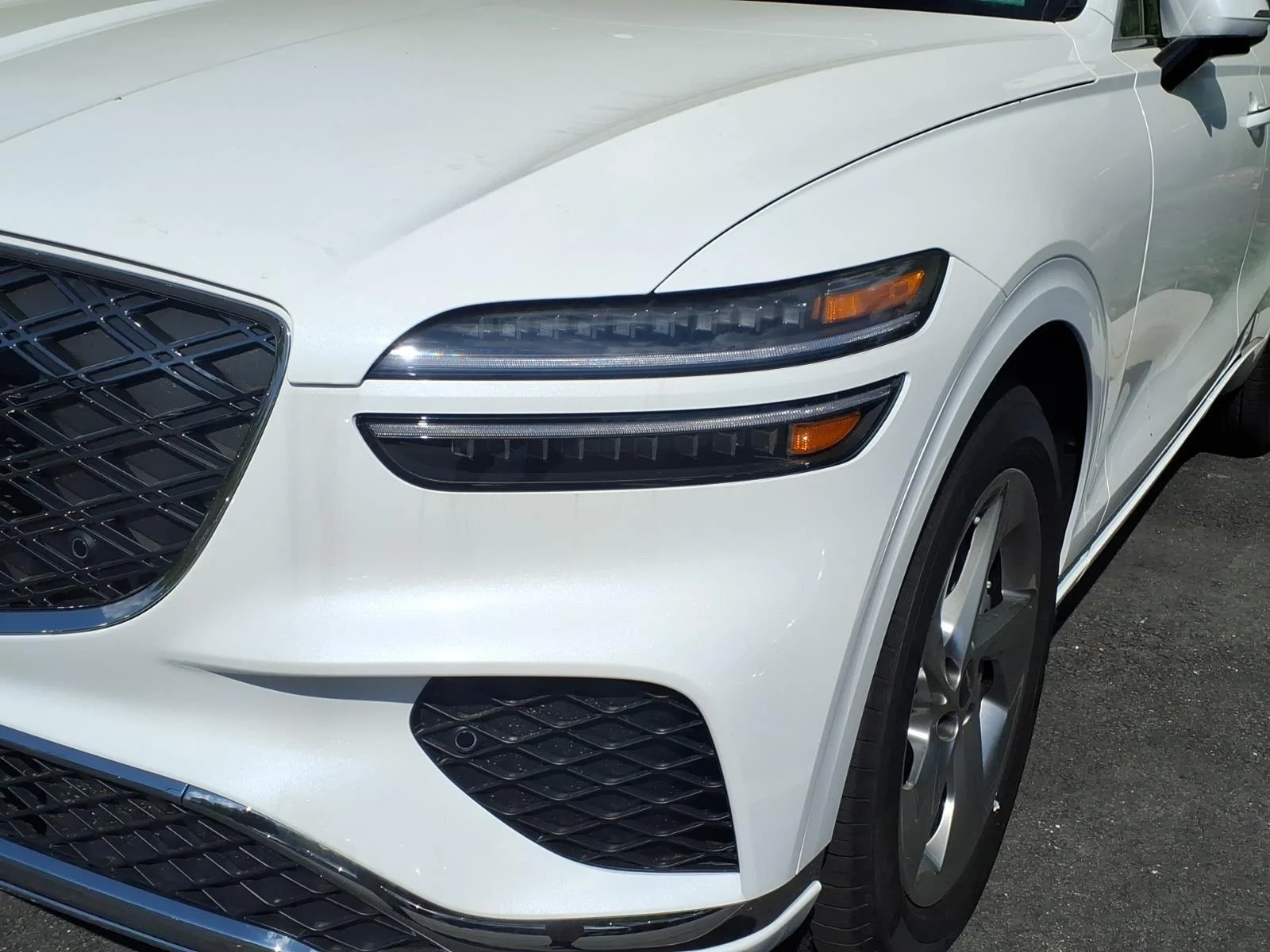 New 2026 Uyuni White Genesis 2.5T Select image 24