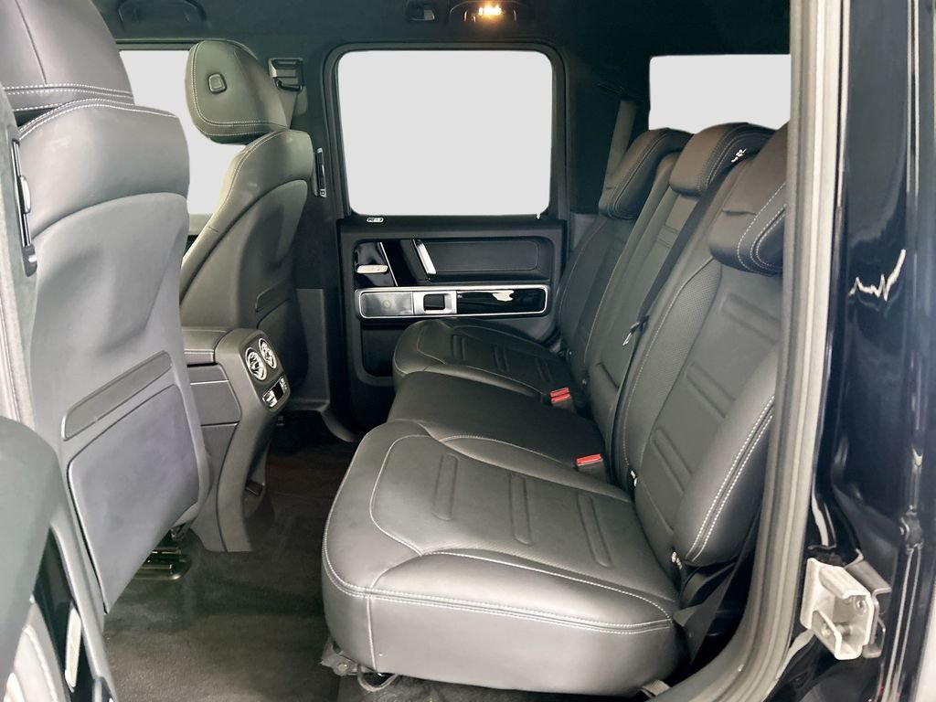 Used 2025  Mercedes-Benz G 550 image 20