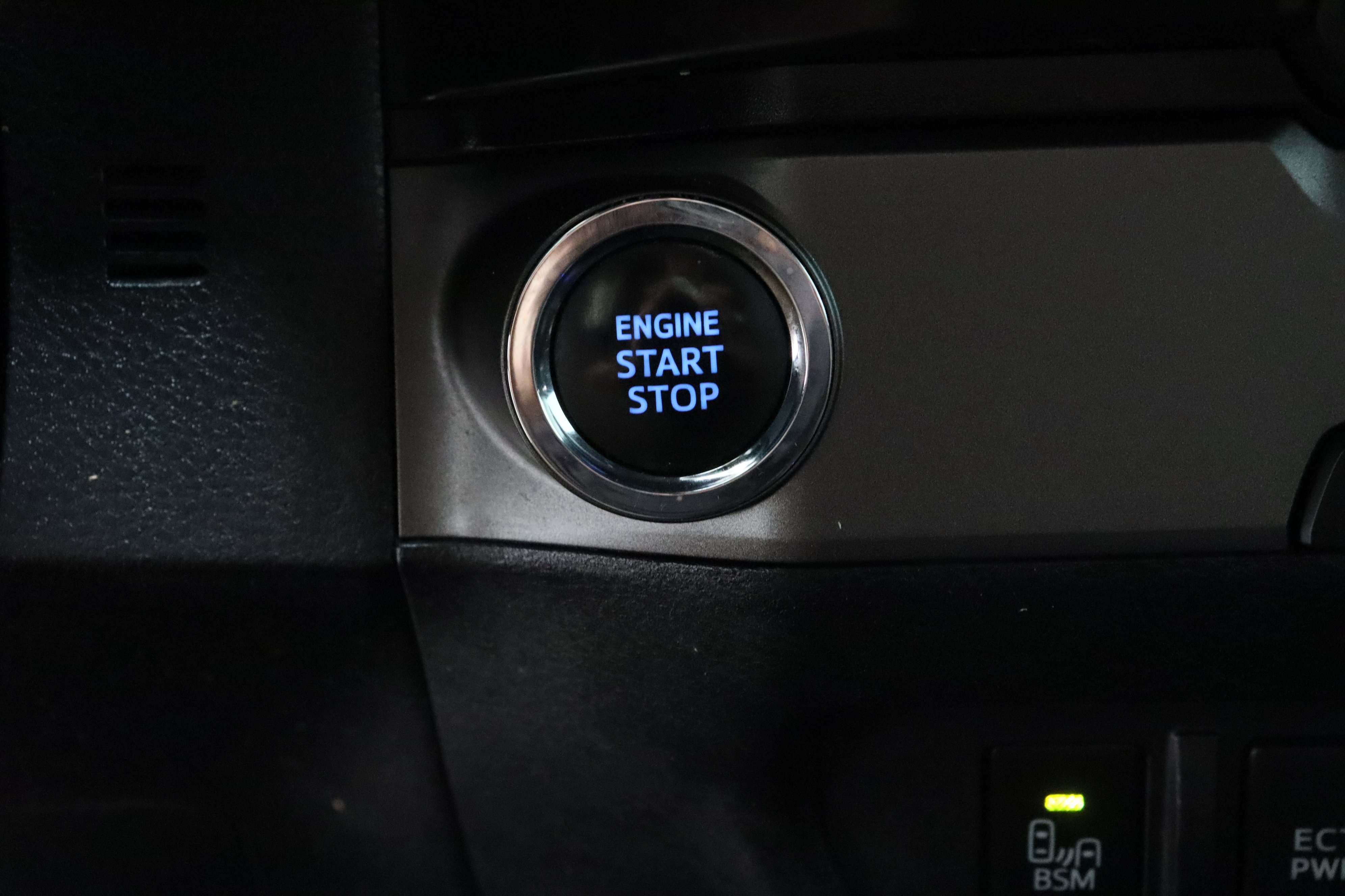 Used 2022 Lunar Rock Toyota TRD Sport 3.5L image 18