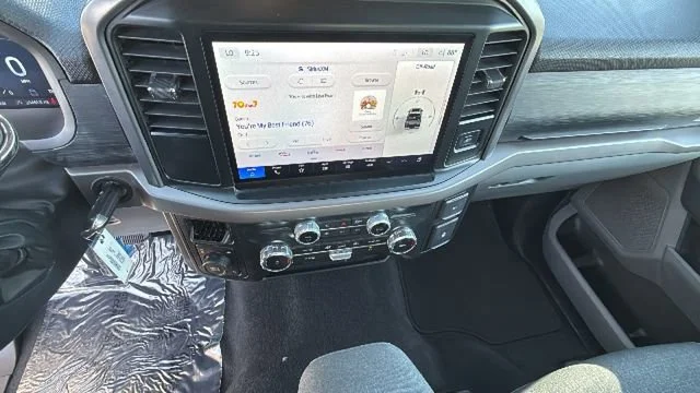 2025 Ford F-150 XLT - Photo 15
