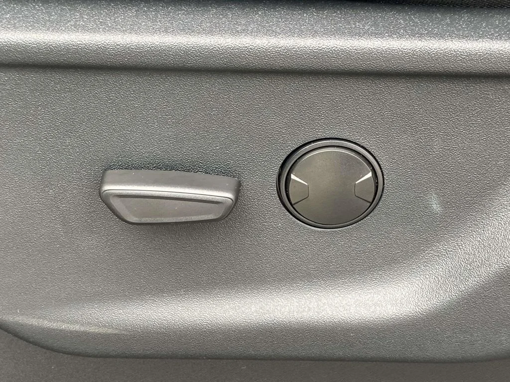 New 2026 White Ford XLT image 12