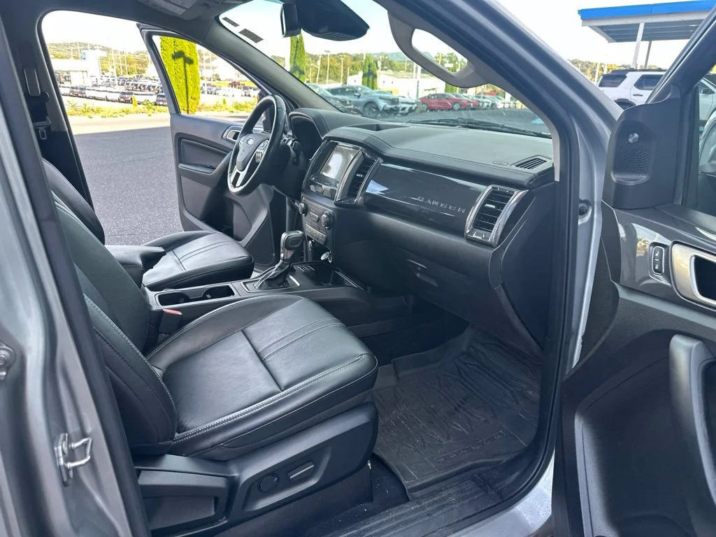 Used 2020 Silver Ford Lariat image 13