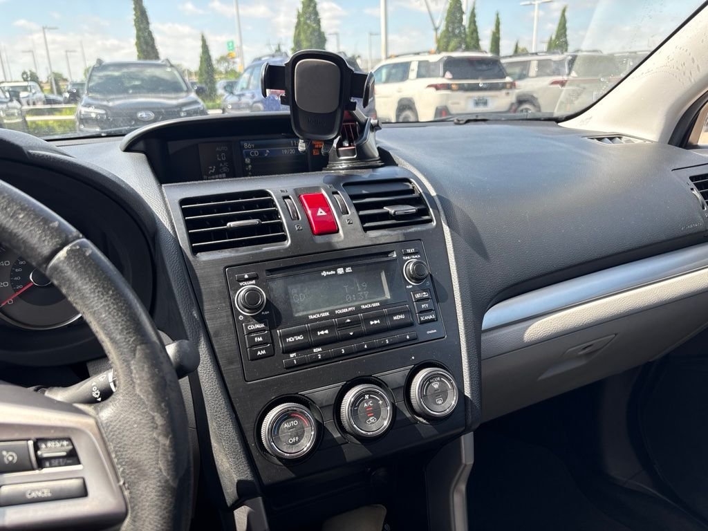 Used 2014 Black Subaru 2.5i Limited image 3