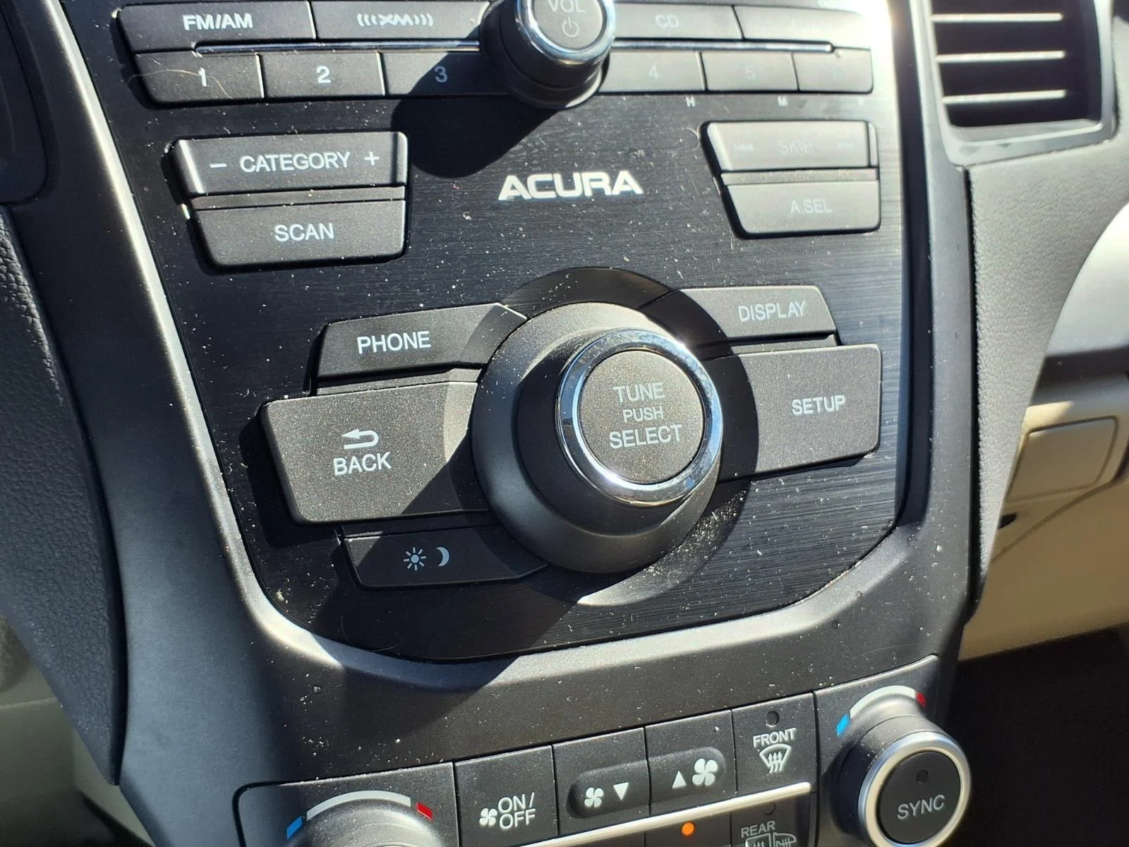 Used 2016 White Diamond Pearl Acura  image 10