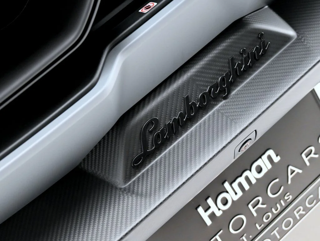 2026 Lamborghini Revuelto Base - Photo 28