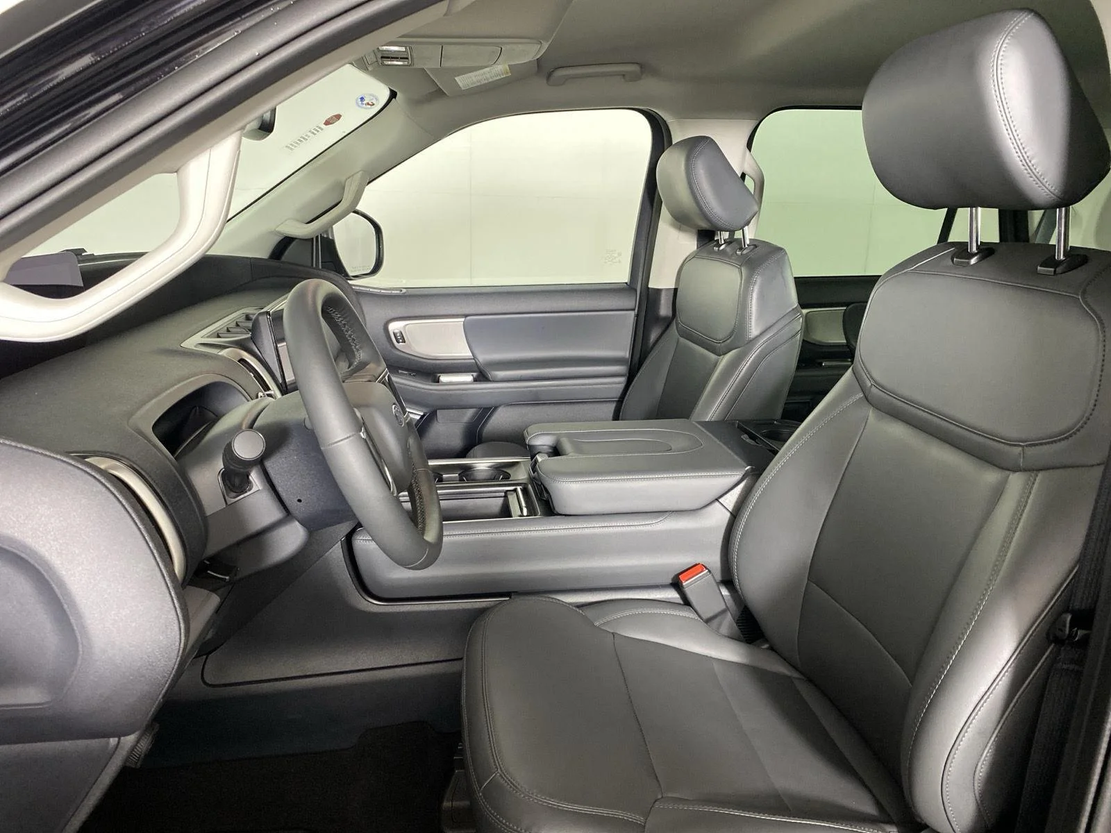 New 2026 Agate Black Metallic Ford Active image 10