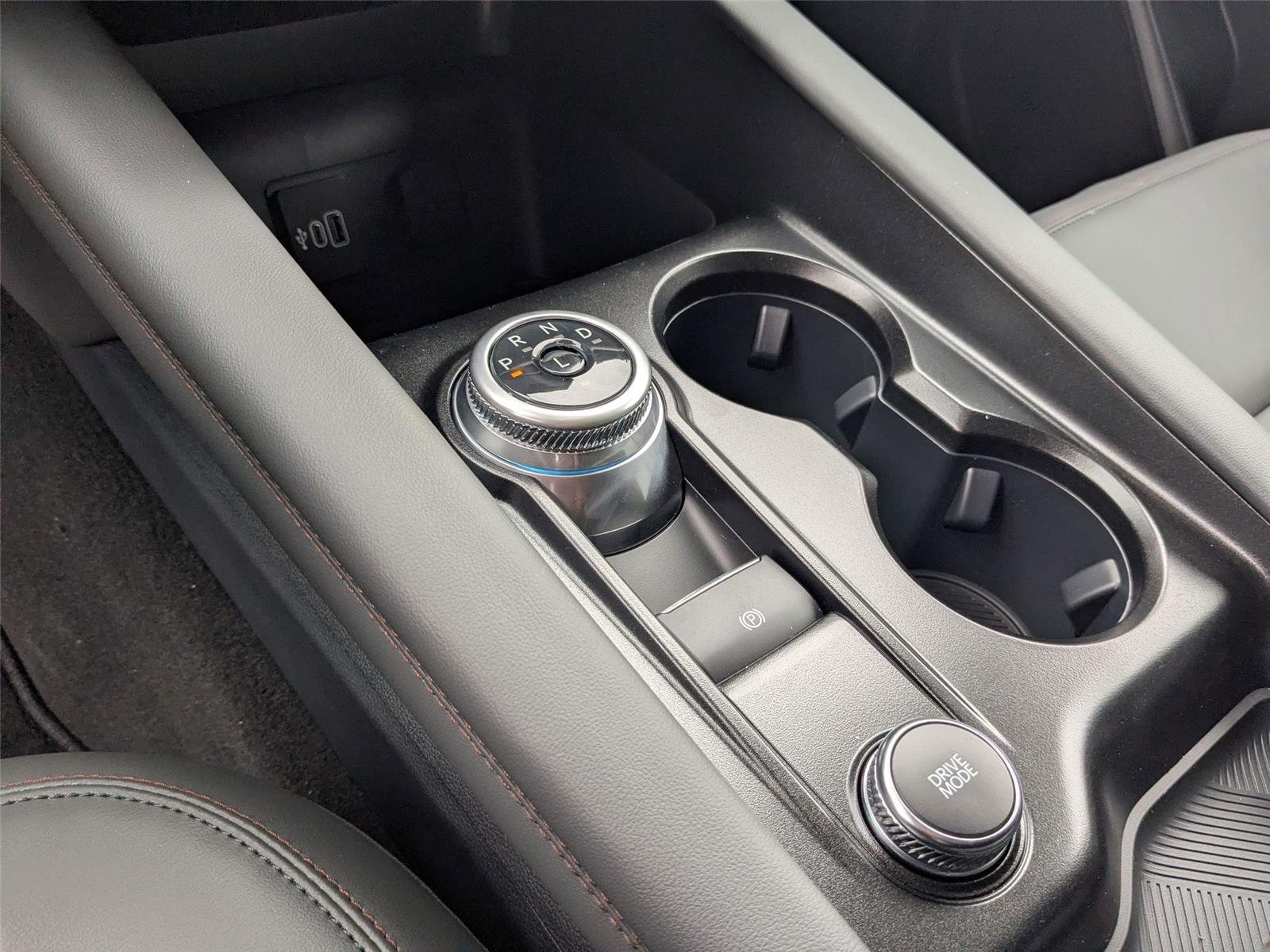 New 2026 Vapor Blue Metallic Ford Active image 23