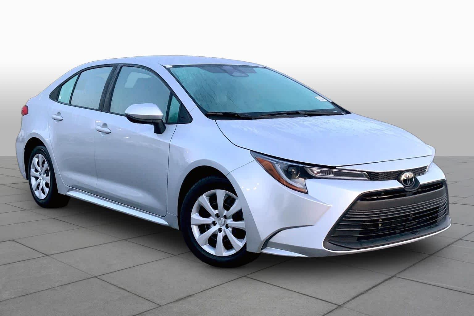 Used 2024 Classic Silver Metallic Toyota LE image 3
