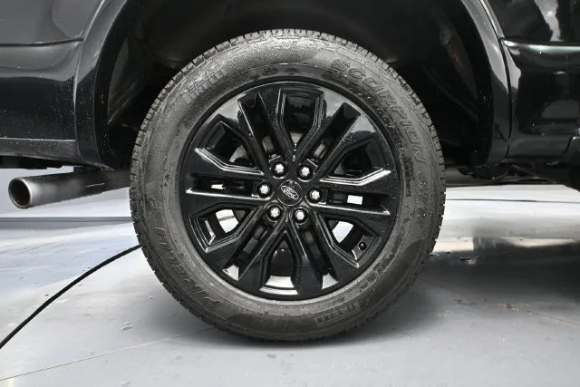 Used 2020 Black Ford Lariat image 11