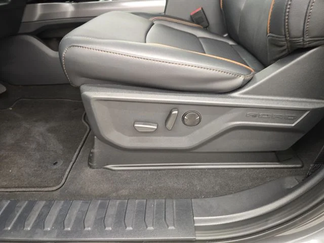 New 2026 Carbonized Gray Metallic Ford F-250® Lariat® image 38