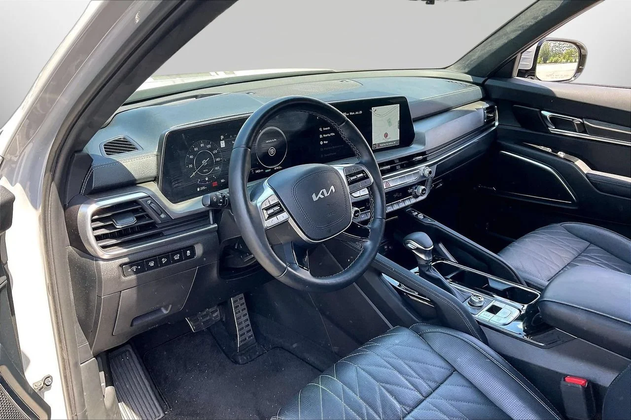Certified Used 2024 Gray Kia SX-Prestige X-Line image 20