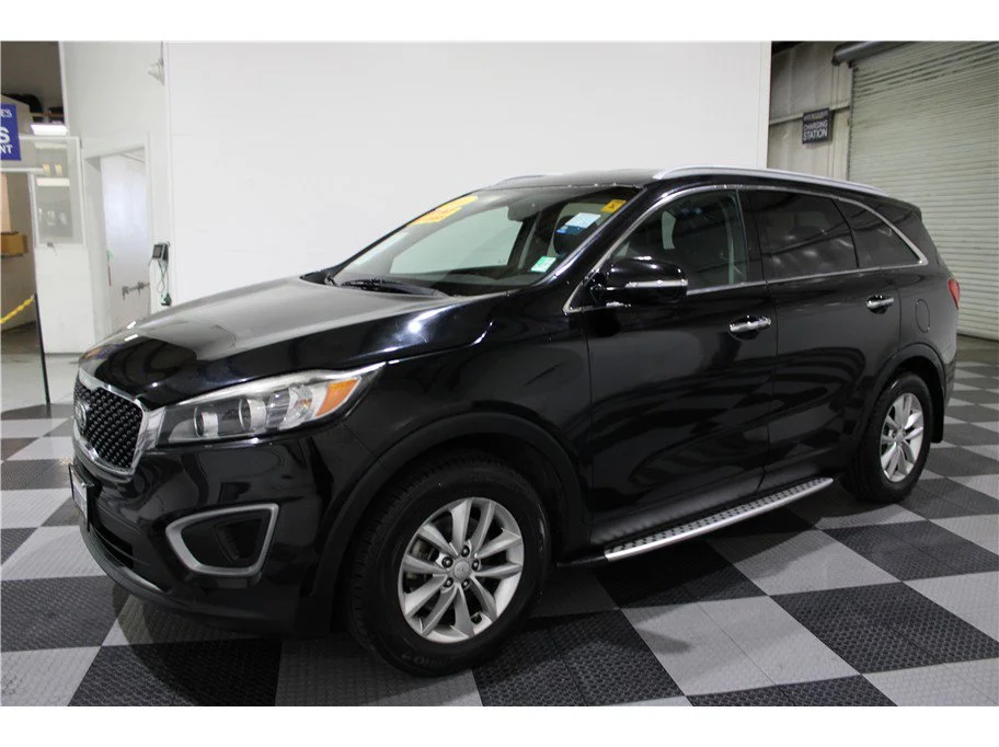 Used 2016 Ebony Black Kia LX image 7