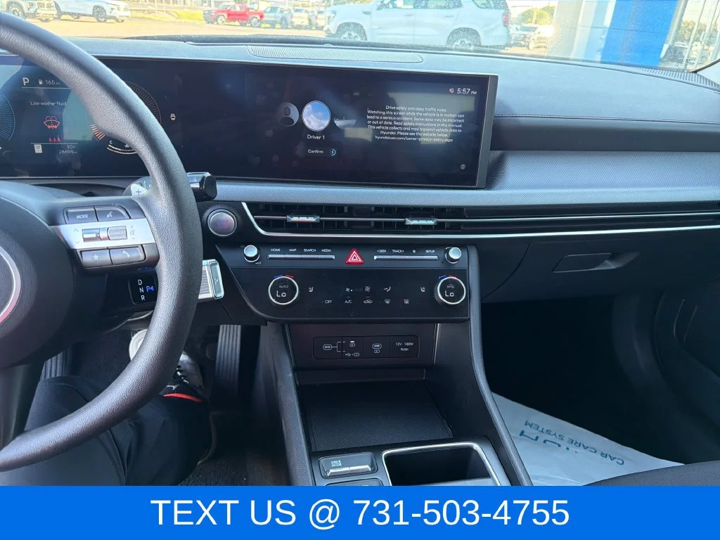 Used 2025 Silver Hyundai SEL image 18