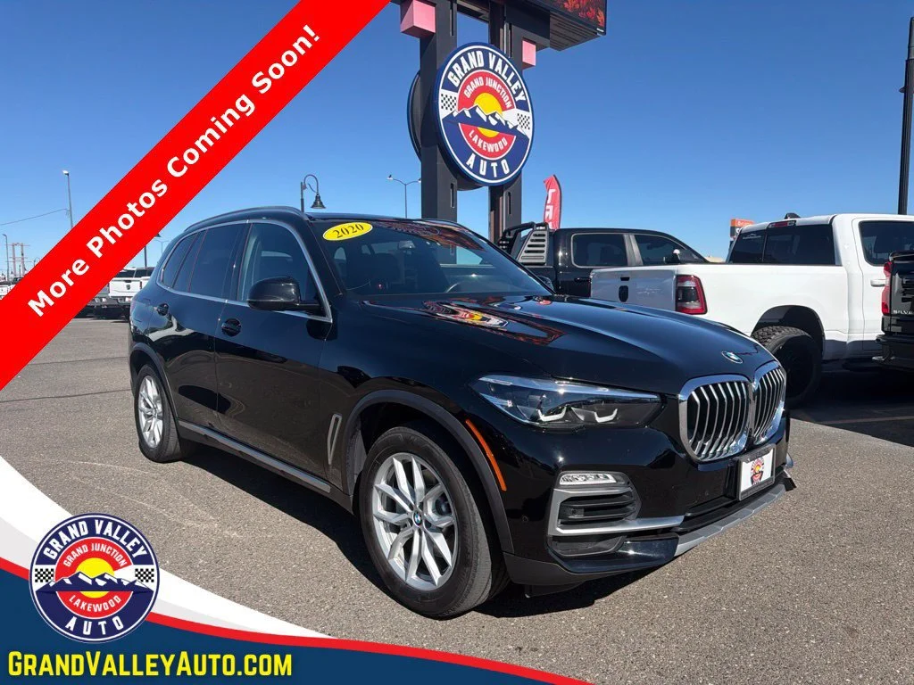 Used 2020 Black BMW xDrive40i image 1