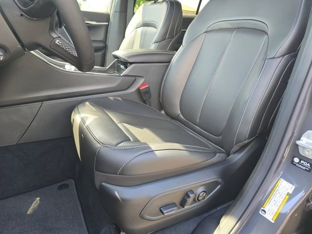 New 2026 Baltic Gray Metallic Clearcoat Jeep Limited image 6
