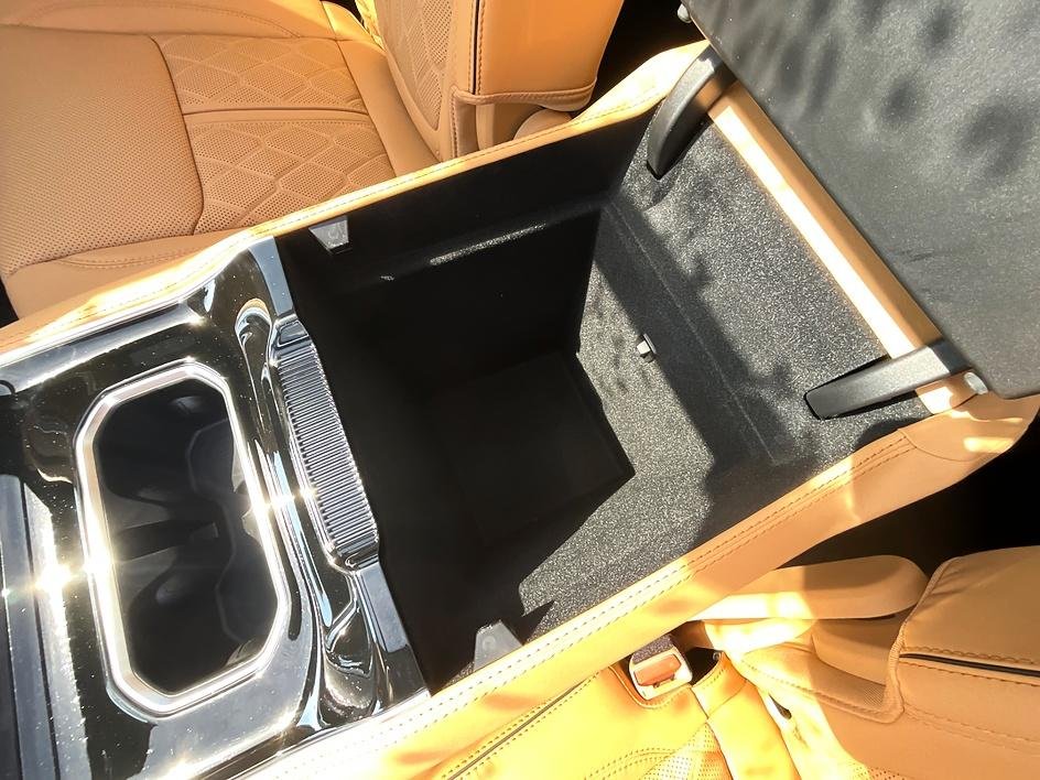 New 2026 High Gloss Black Jeep Summit Reserve image 42