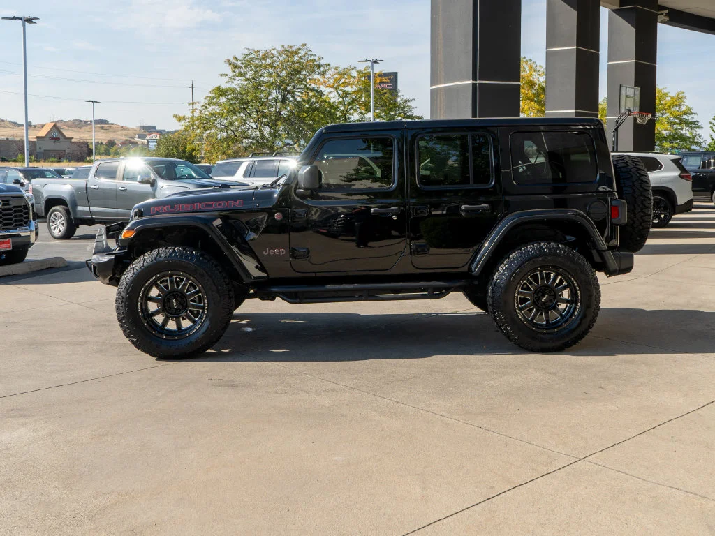 Used 2021 Black Jeep Unlimited Rubicon image 4