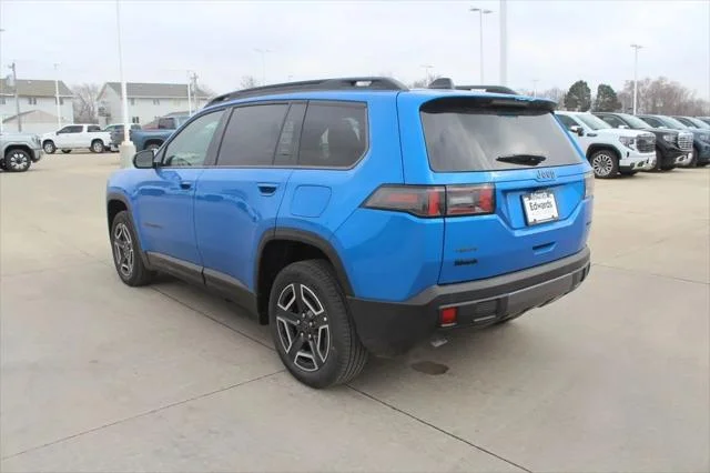 New 2026 Hydro Blue Pearl-Coat Exterior Paint Jeep Limited image 5