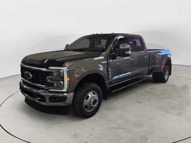 2023 Ford F-350SD Lariat