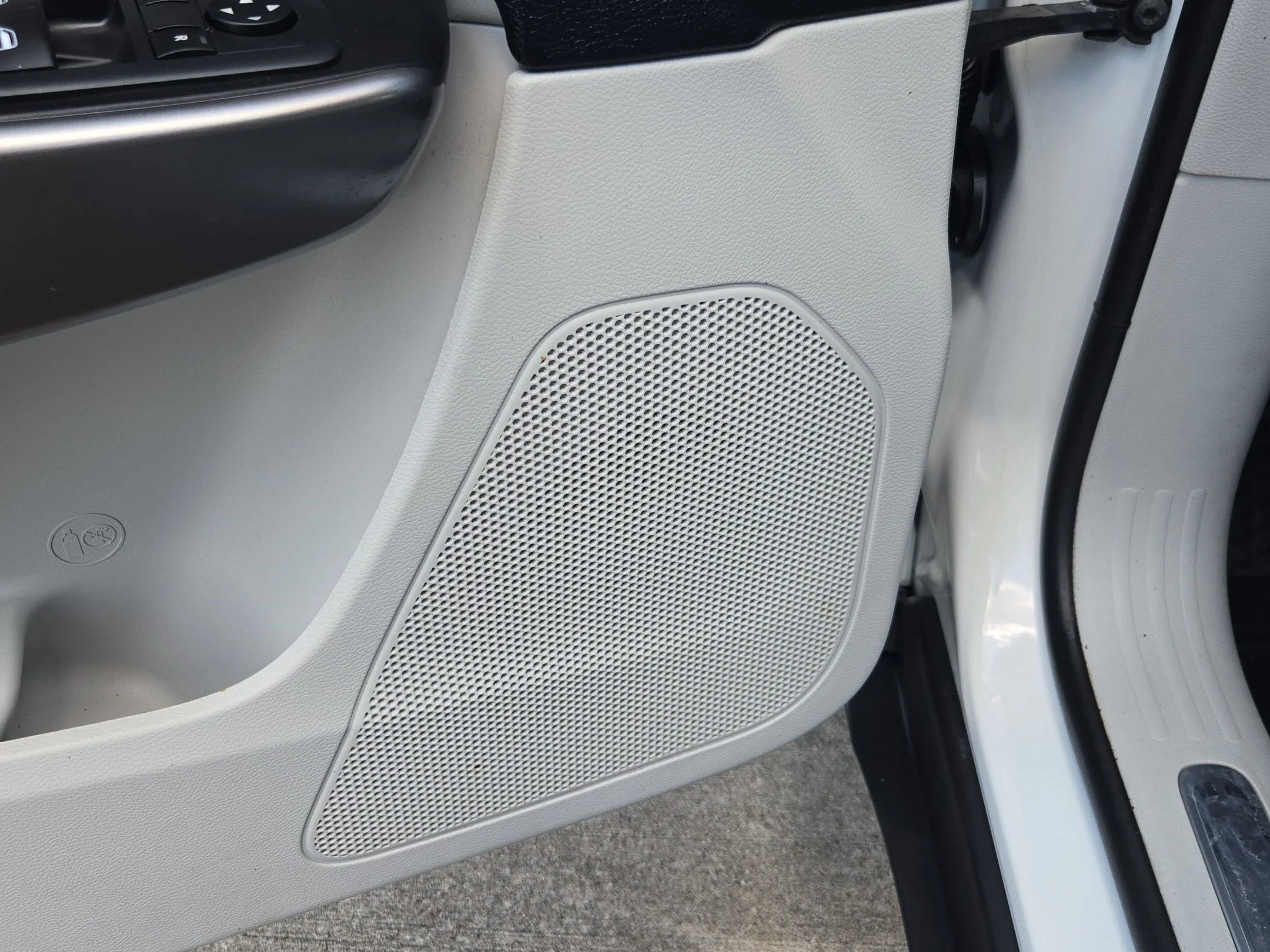 Certified Used 2020 Bright White Clearcoat Jeep Limited image 12