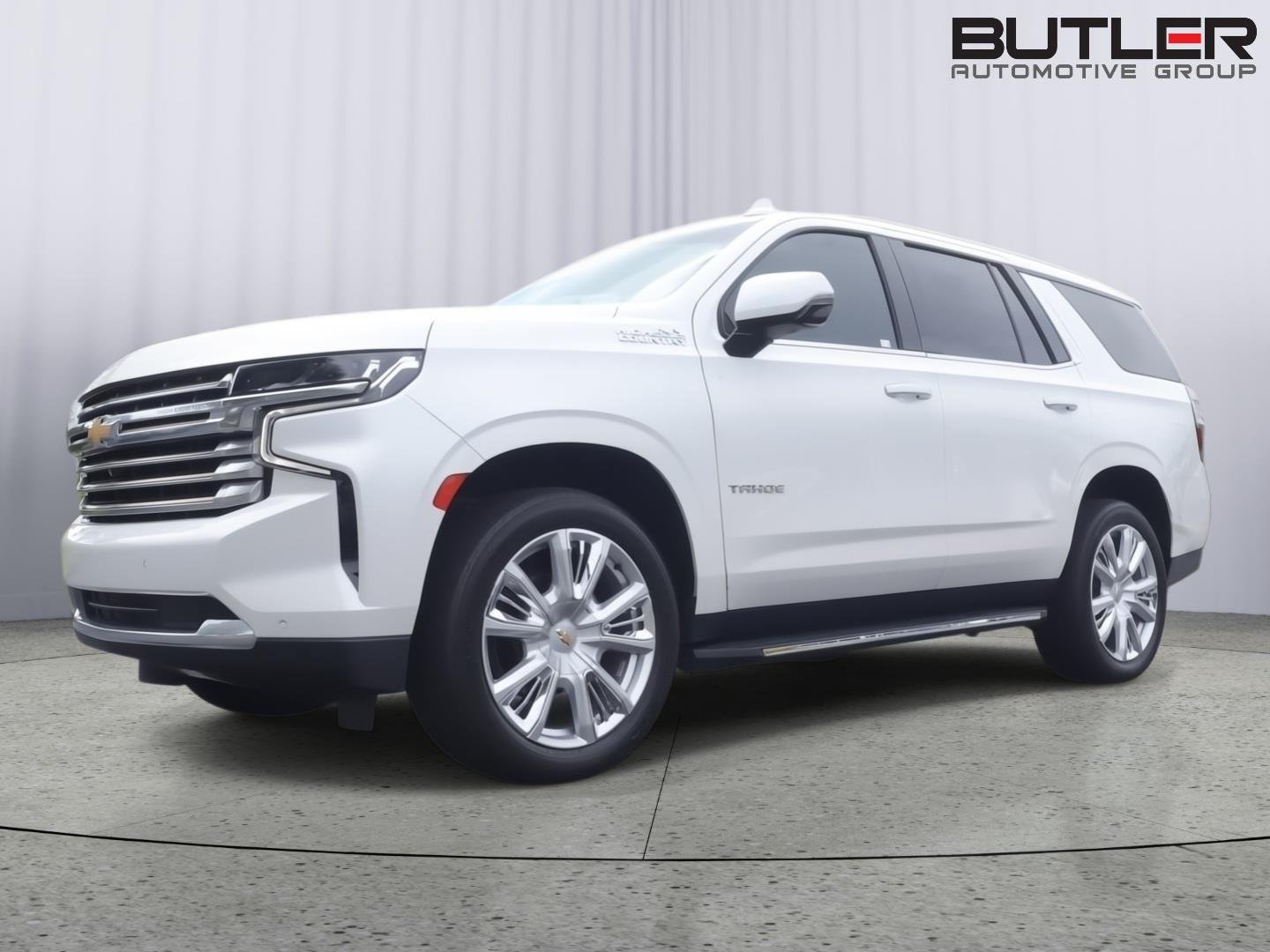 Used 2021 Iridescent Pearl Tricoat Chevrolet High Country image 46
